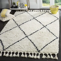 Safavieh Casablanca Collection Angela Geometric Area Rug