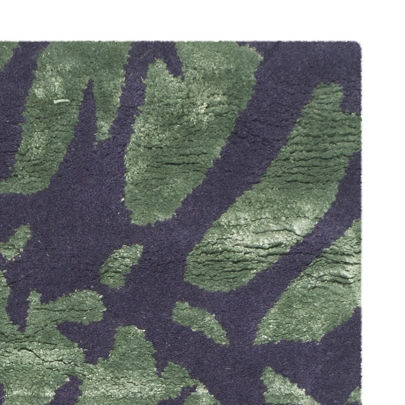 Safavieh Capri Collection Almira Geometric Area Rug