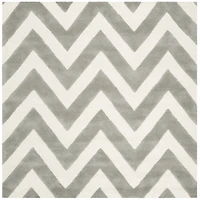 Safavieh Kids Collection Deborah Geometric Square Area Rug