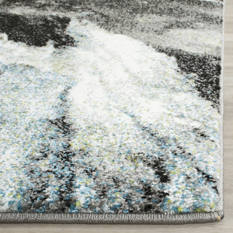Safavieh Glacier Collection Jessika Abstract Runner Rug