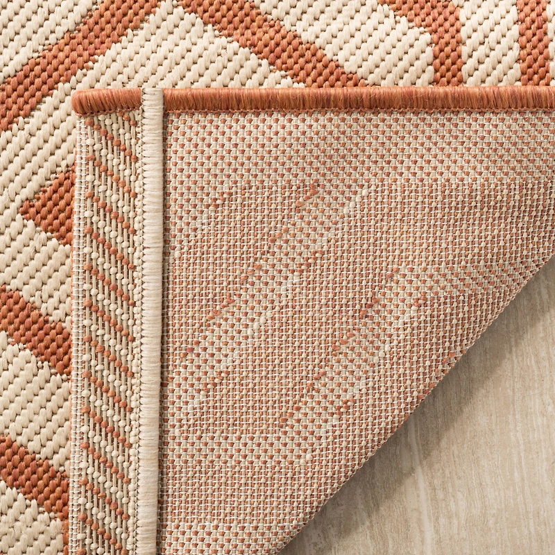 Safavieh Courtyard Collection Dorothy Geometric Indoor/Outdoor Runner Rug