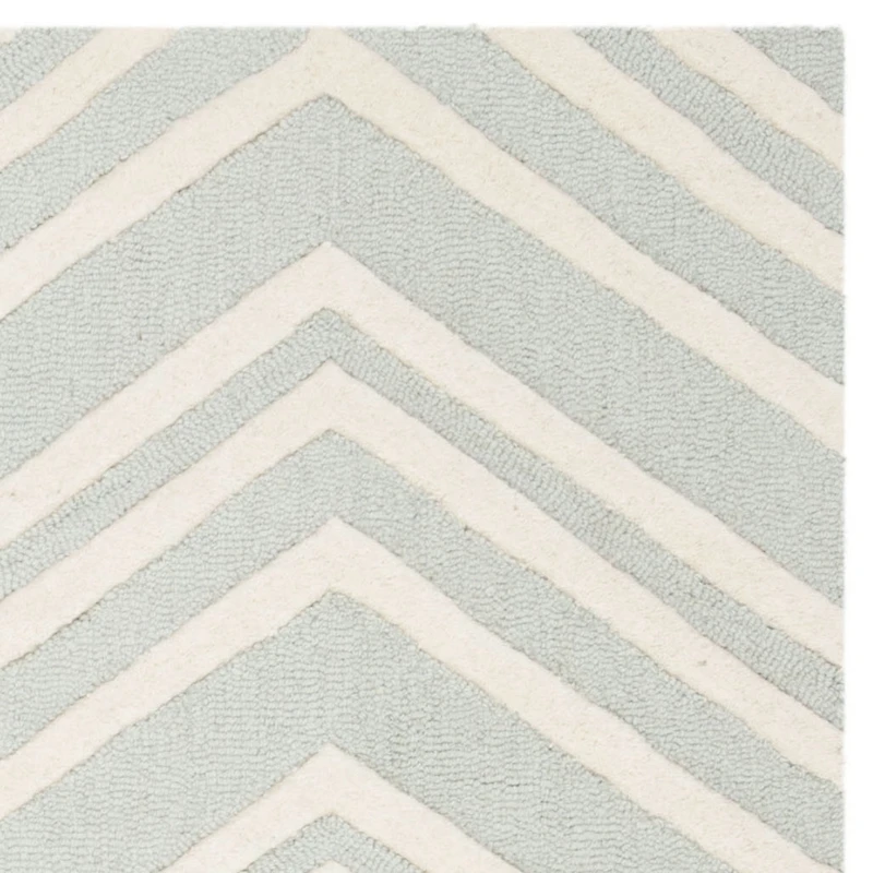 Safavieh Kids Collection Donal GeometricSquare Area Rug