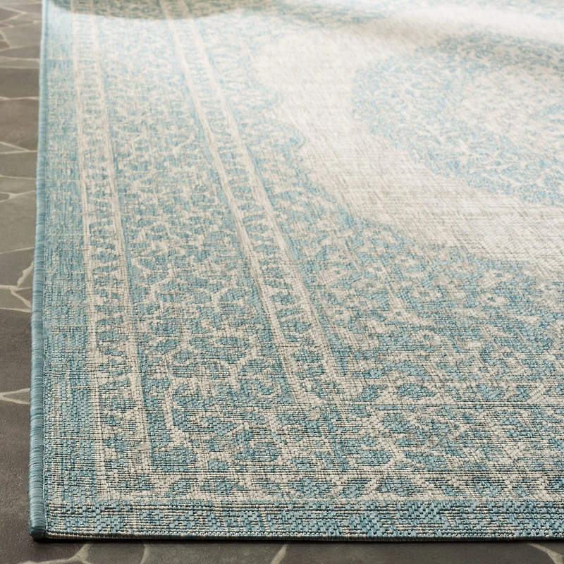 Safavieh Courtyard Collection Adria Oriental Indoor/Outdoor Area Rug