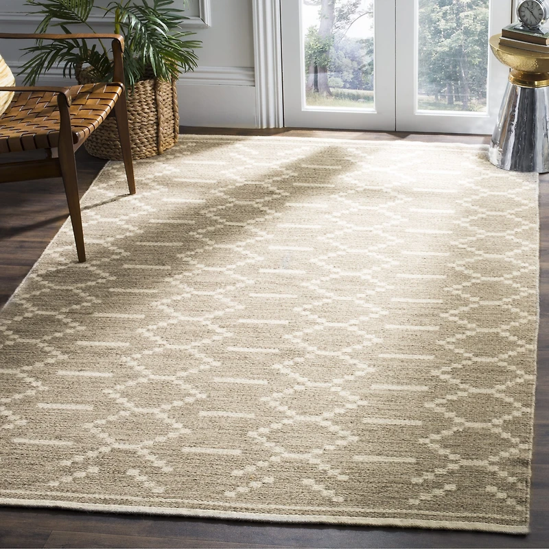 Safavieh Kilim Collection Tamaya Geometric Area Rug
