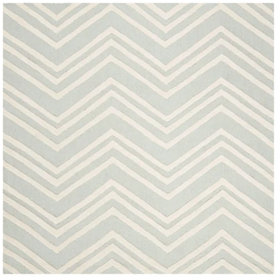Safavieh Kids Collection Donal GeometricSquare Area Rug