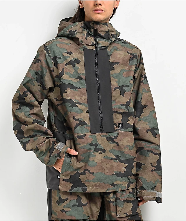 Cornice 10k Snowboard Jacket Oakley Range Desert Camo 10K