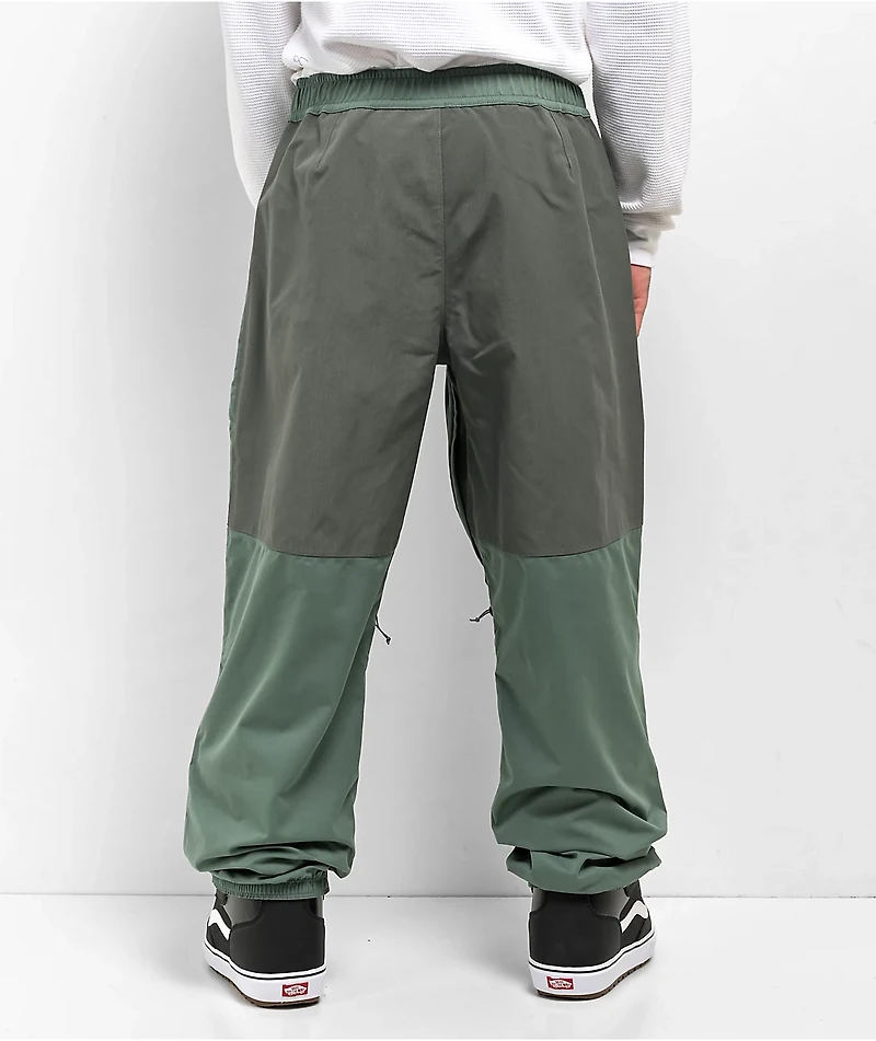 686 Ghost Green 10K Snowboard Pants