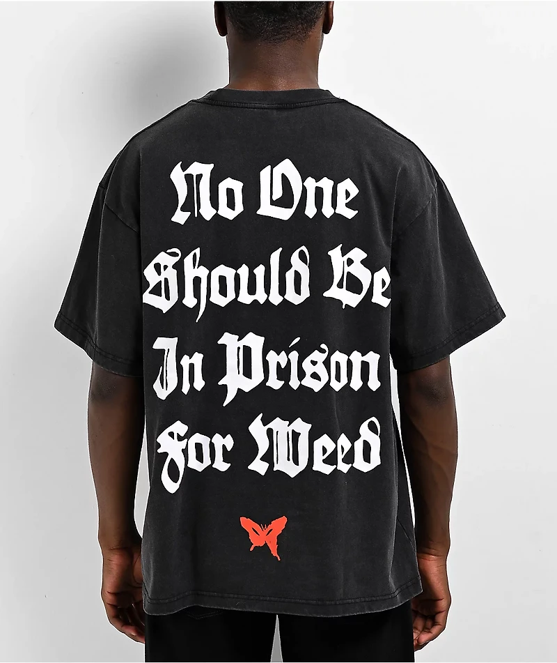 CLSCS No One Should Be Prison For Smoking Weed Black T-Shirt