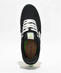 Cariuma Naioca Black Canvas Skate Shoes