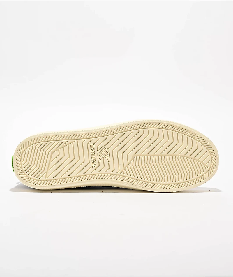 Cariuma Oca Black Canvas Skate Shoes