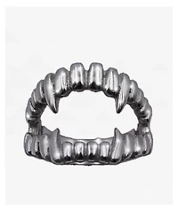 Cyberspace Shop Fangs Silver Ring