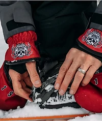 Deathgrip x 1910 Ghoul Red & Black Snowboard Mittens