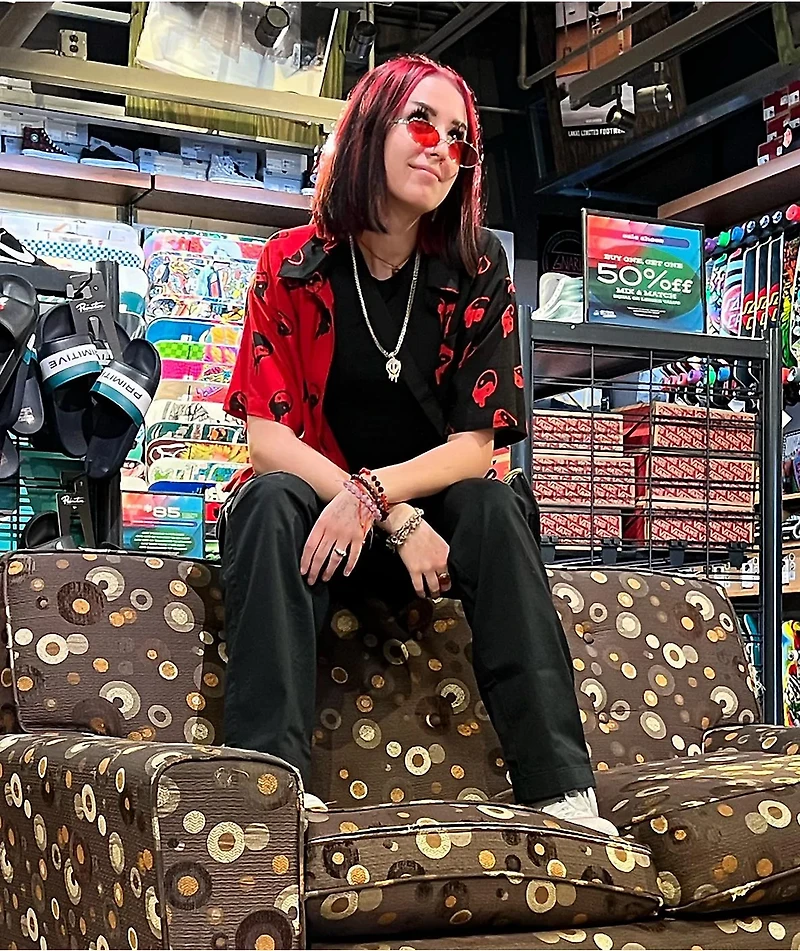 Empyre Joana Yin Yang Black & Red Short Sleeve Button Up Shirt