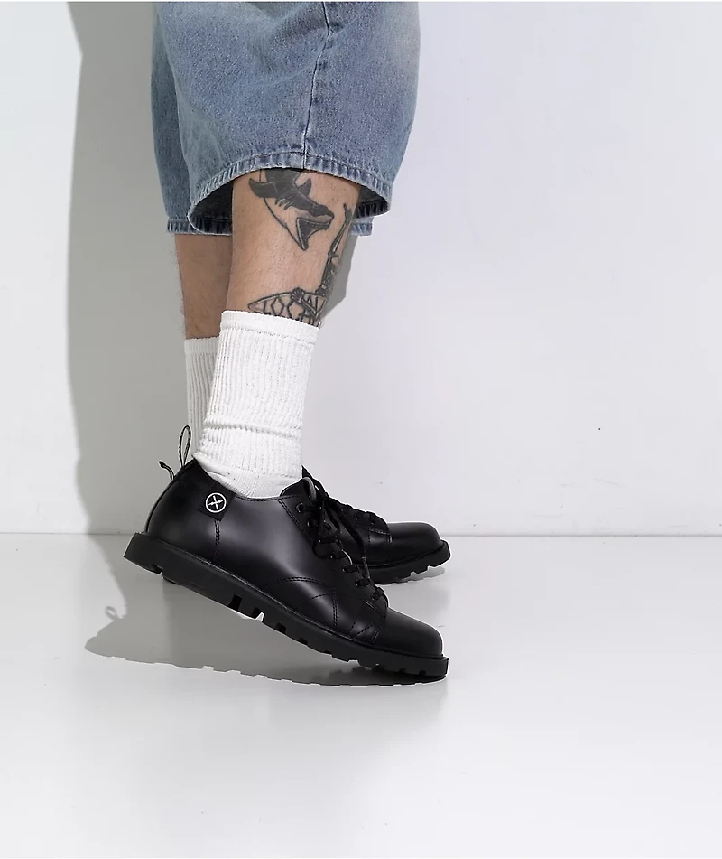 FACT. Monkey Black Leather Shoes