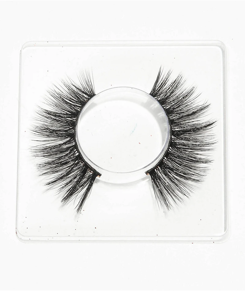 FB County Joven Black Lashes