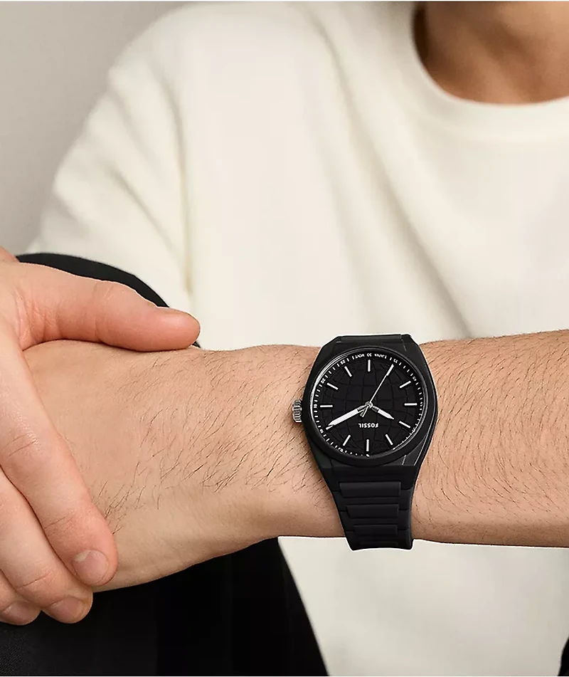 Fossil Everett Silicone Black Analog Watch