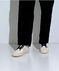 Globe Gilette Mid Cream & Black Skate Shoes
