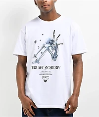 Hasta Muerte Trust Nobody White T-Shirt