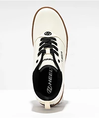 Heelys Pro 20 Cream & Gum Shoes