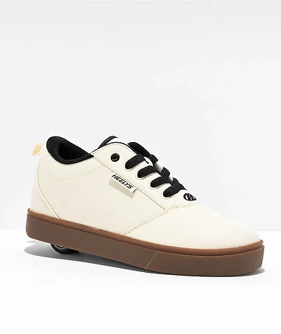 Heelys Pro 20 Cream & Gum Shoes