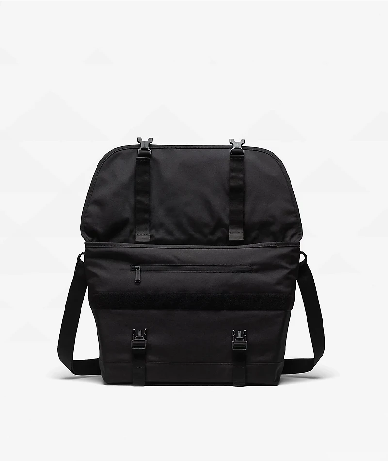 Herschel Supply Co. Cove Black Messenger Bag