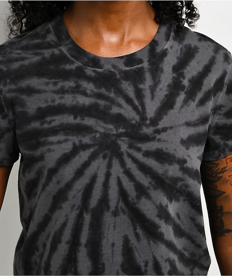 ITA Veyda Tie-Dye Black Crop T-Shirt