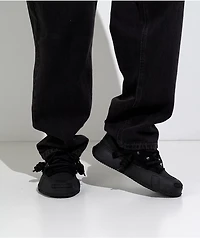 JAVI Atmos Black Shoes
