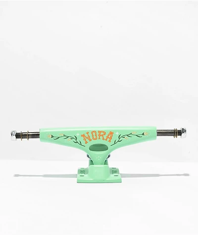 Krux Nora K5 Lori D 8.25" Skateboard Trucks