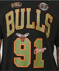 Mitchell & Ness Bulls Dennis Rodman Black T-Shirt