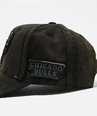Mitchell & Ness Chicago Bulls Downtown Pro Black Wash Snapback Hat