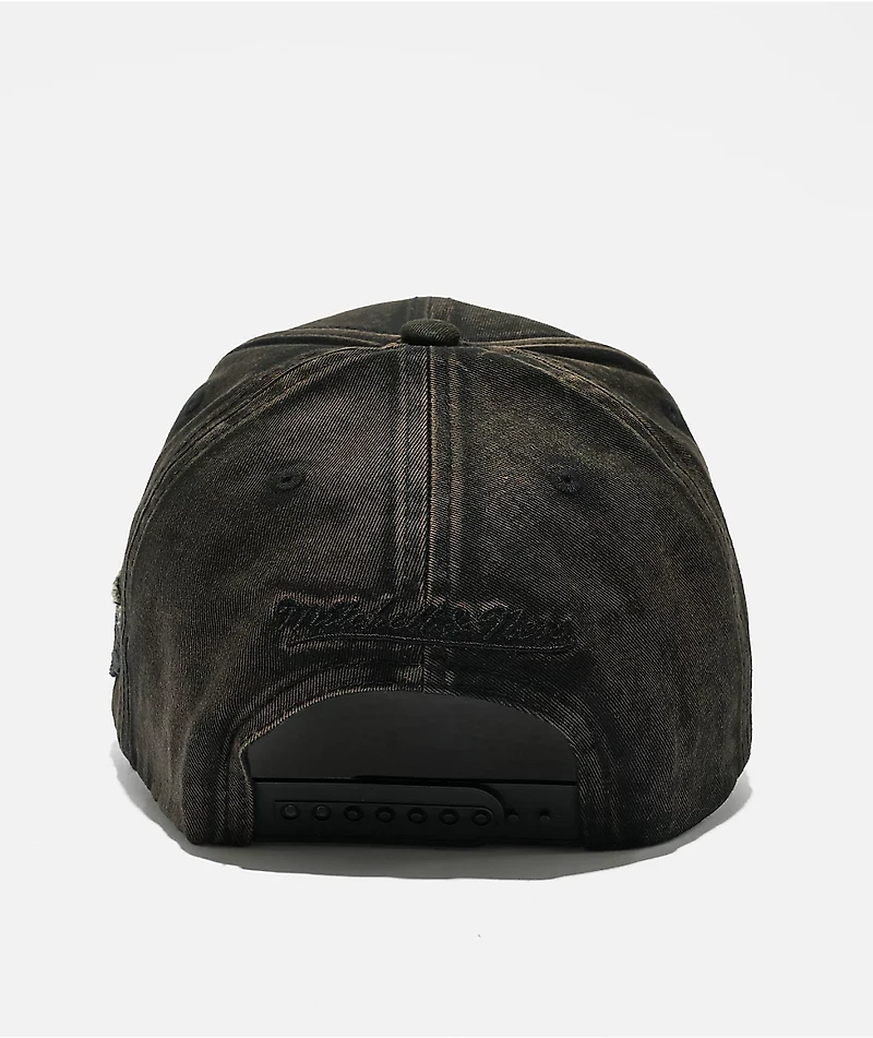 Mitchell & Ness Chicago Bulls Downtown Pro Black Wash Snapback Hat