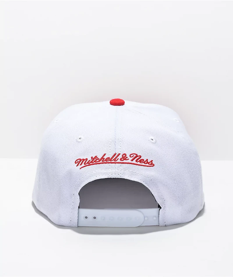 Mitchell & Ness x NBA Bulls White Red Snapback Hat