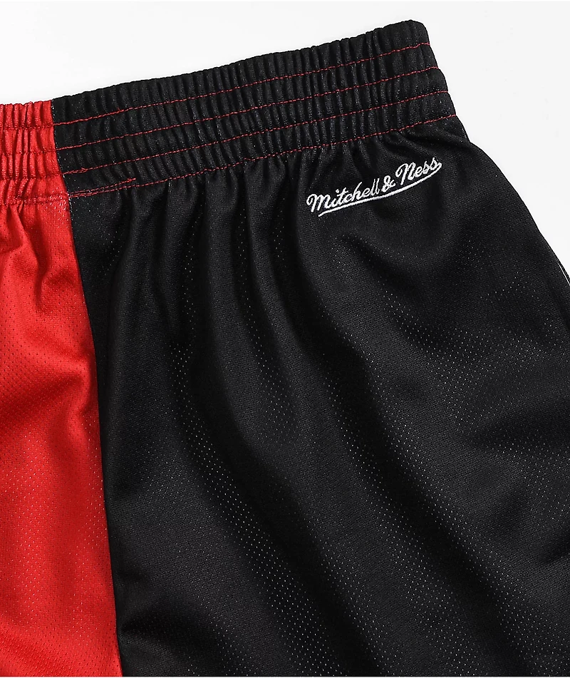 Mitchell & Ness x NBA Chicago Bulls Big Face 5.0 Black Red Shorts