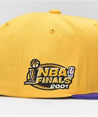 Mitchell & Ness x NBA Lakers Glow Gold Snapback Hat