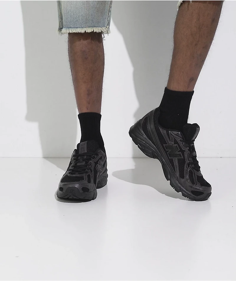 New Balance Lifestyle 740 Black Shoes