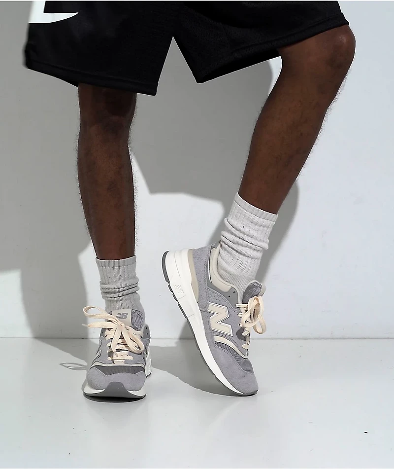 New Balance Lifestyle 997R Linen & Concrete Shoes