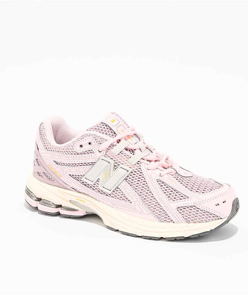New Balance Lifestyle Kids 1906R Rose Sugar, Pearl Grey & Iced Wine Shoes