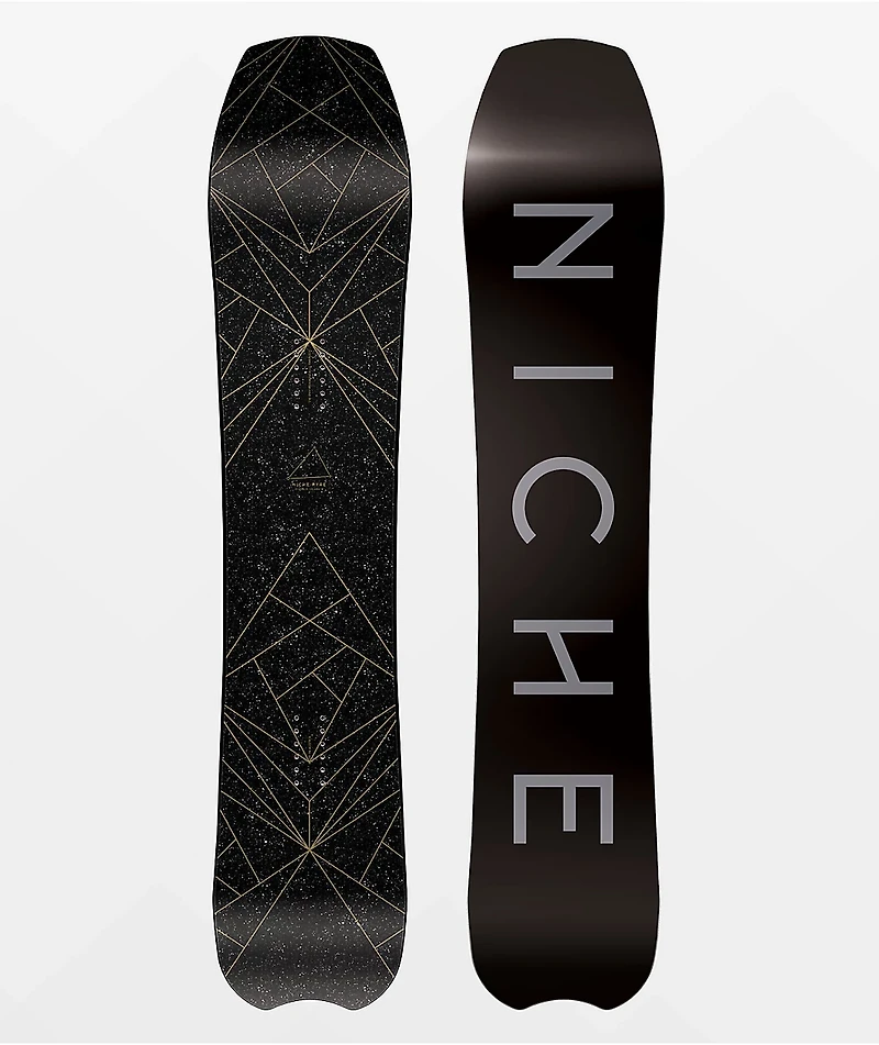 Niche Pyre Snowboard 2022