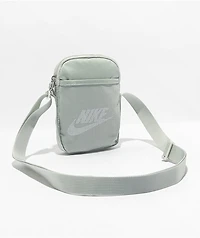 Nike Heritage Small Light Silver Crossbody