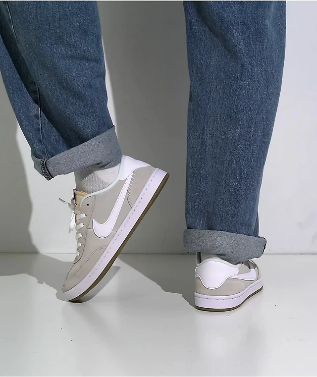 Nike SB FC Classic Summit White Skate Shoes at Hamilton  display picture 3