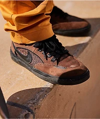 Nike SB React Leo Cacao Wow & Black Skate Shoes