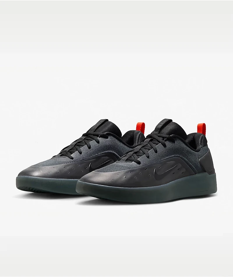 Nike SB Zoom Nyjah 4 Cool Grey & Wolf Grey Skate Shoes