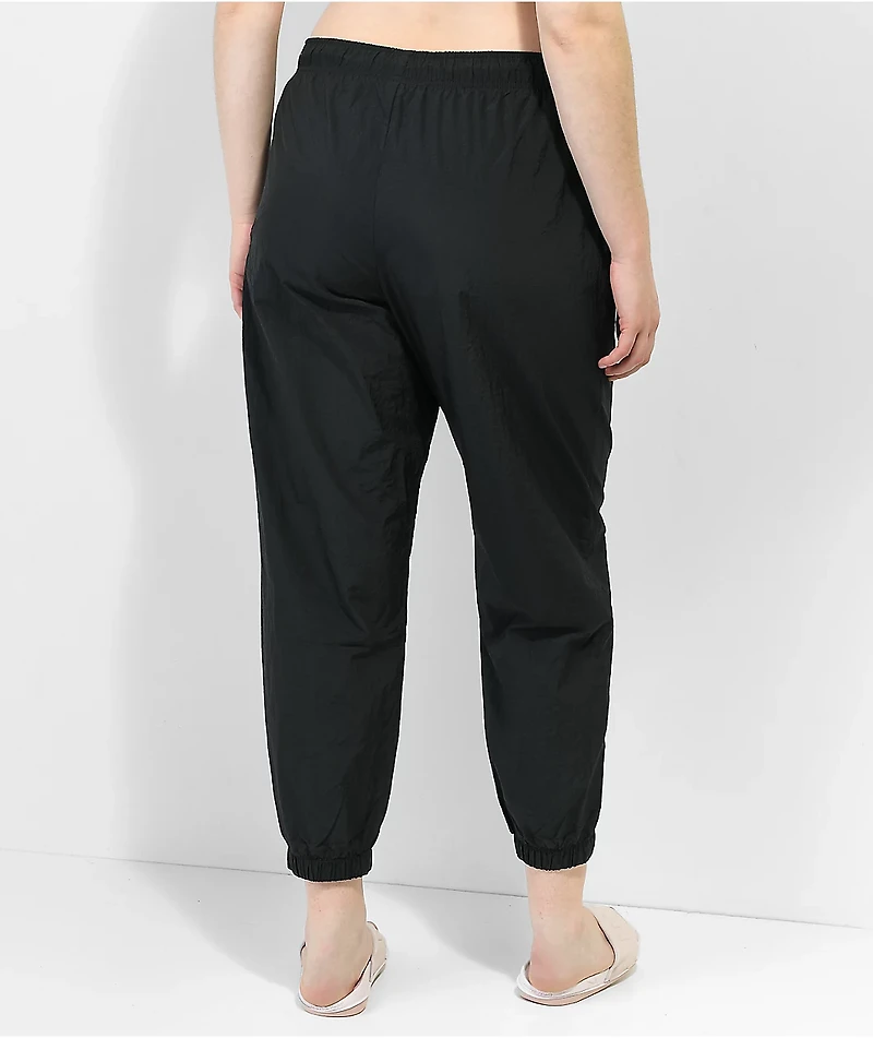 Nike Sportswear Essential Black Mid-Rise Pants
