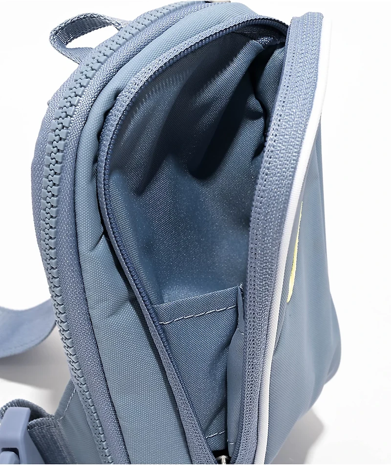 Nike Sportswear Essentials 1 Liter Slate Sling Bag