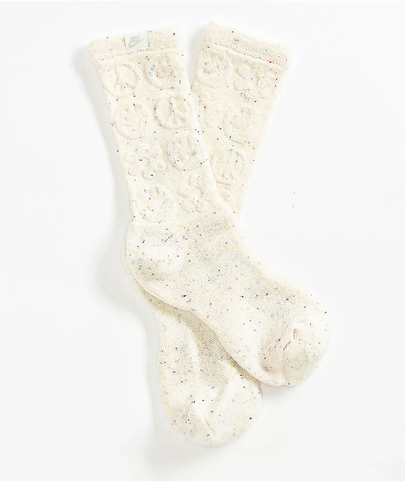 Nike Sportswear Everyday Cozy White Crew Socks
