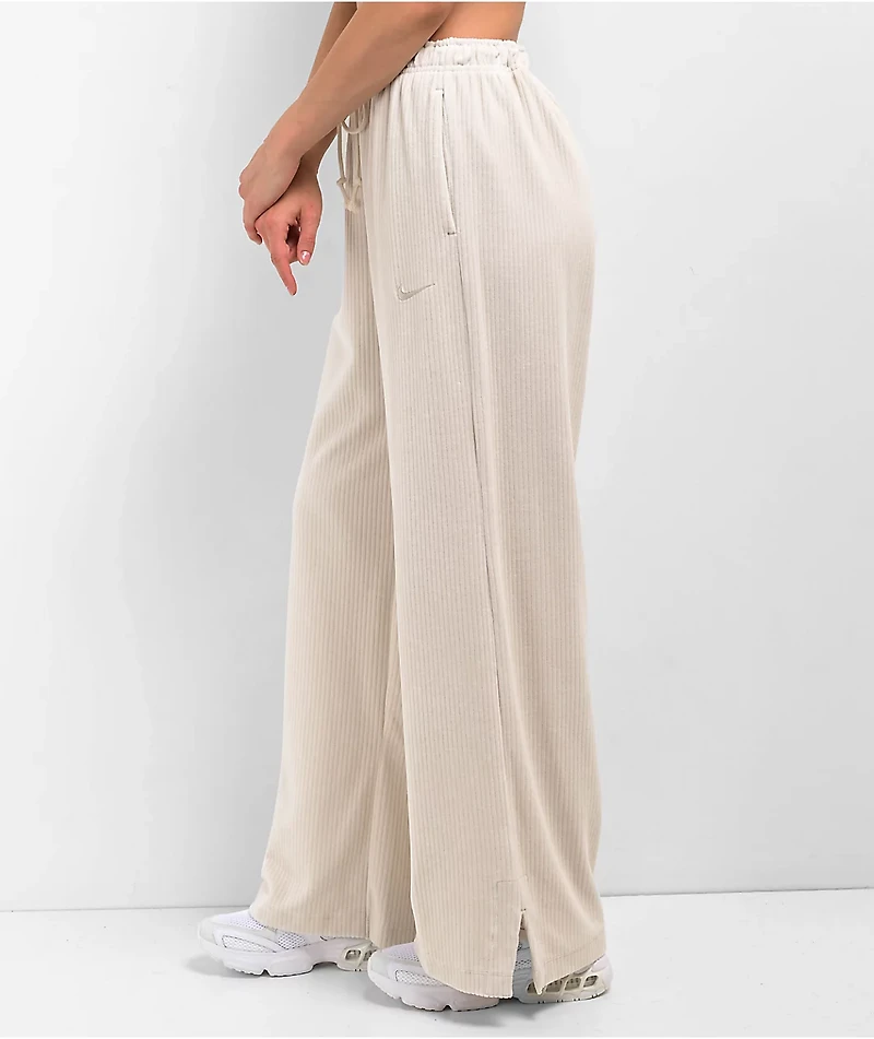 Nike Sportswear Mod Cream Velour Sweatpants