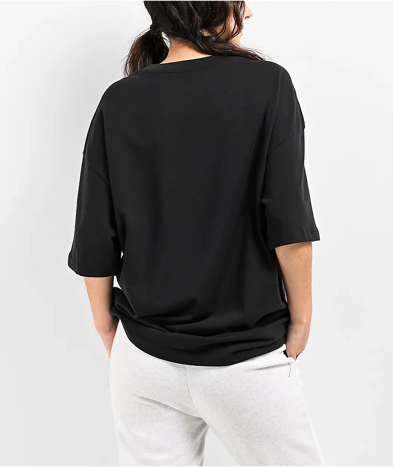Nike Sportswear Women's Essential Black T-Shirt