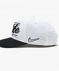 Nike Two-Tone Black & White Snapback Hat