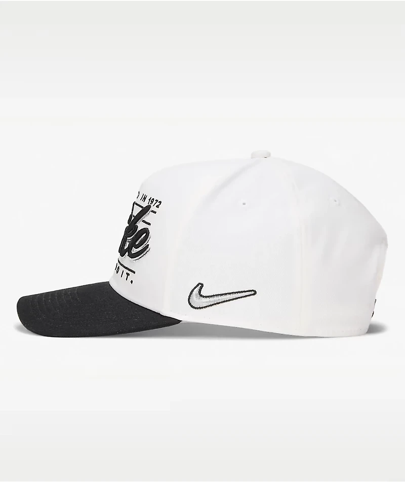 Nike Two-Tone Black & White Snapback Hat