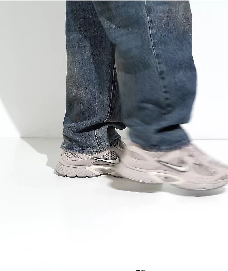 Nike V5 RNR Moon Particle Shoes